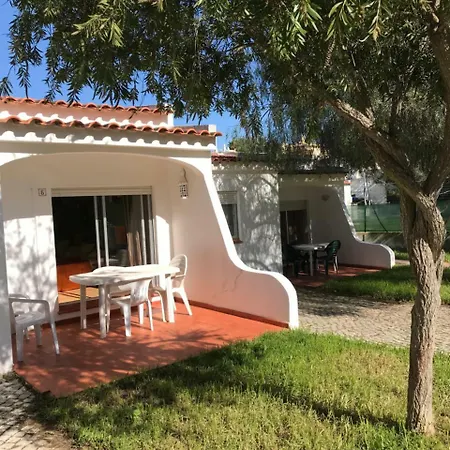 Vilas Amoreira Homestay *